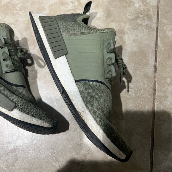 Adidas NMD R1 Raw Khaki Rare Size 11 EUC Sneakerhead Special - Picture 5 of 6
